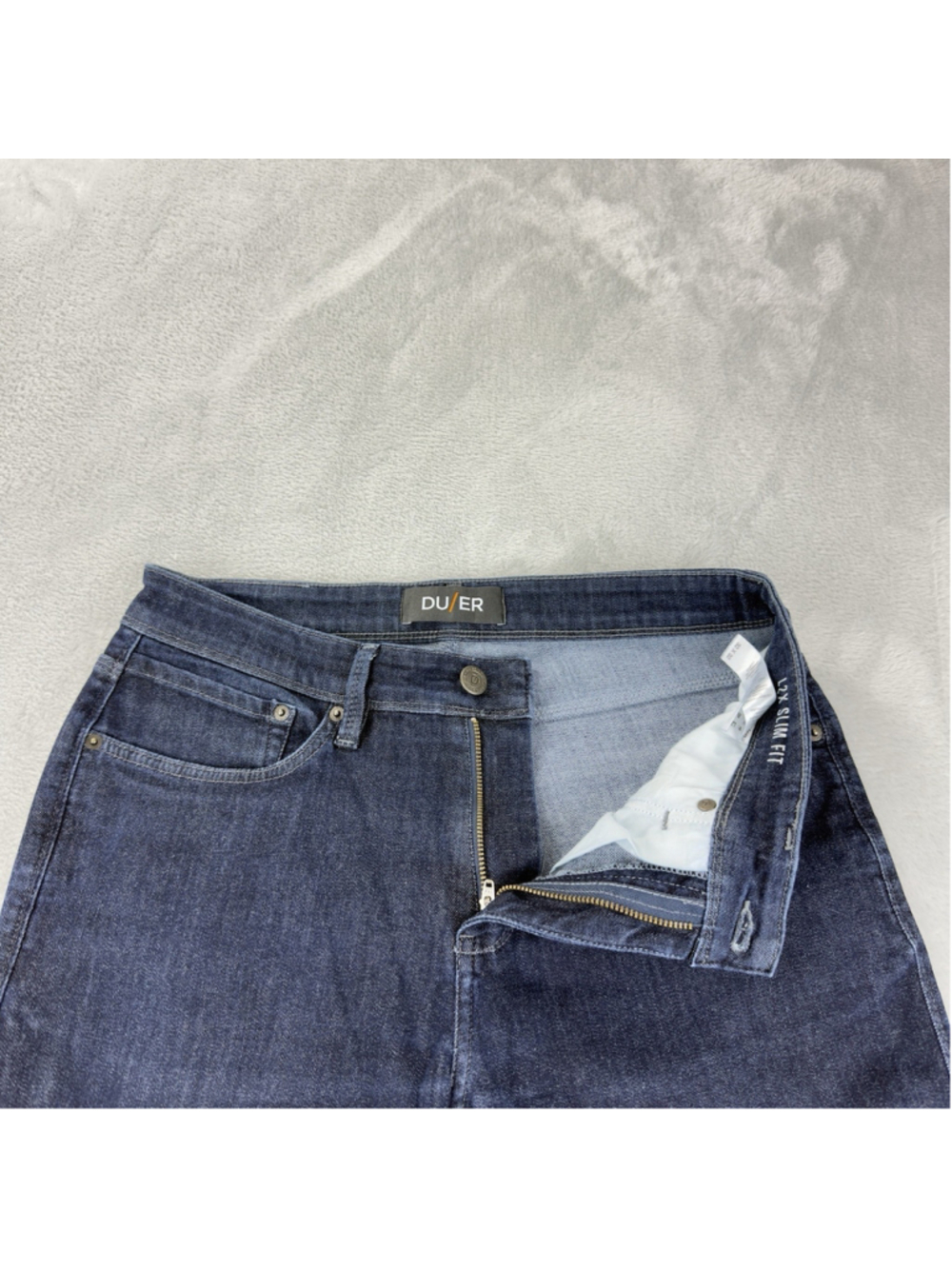 DU/ER Mens Size 32x30 Slim Fit Denim Jeans - Picture 5 of 12